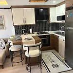 Theos 8 Family For Families Only Appartamento Kusadası